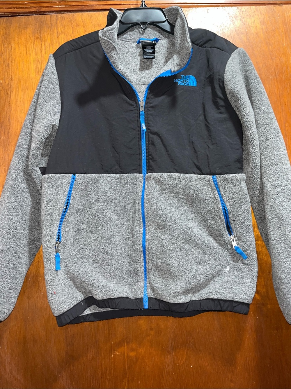 The North Face Kids Grey & Black Fleece Jacket with Blue Accents